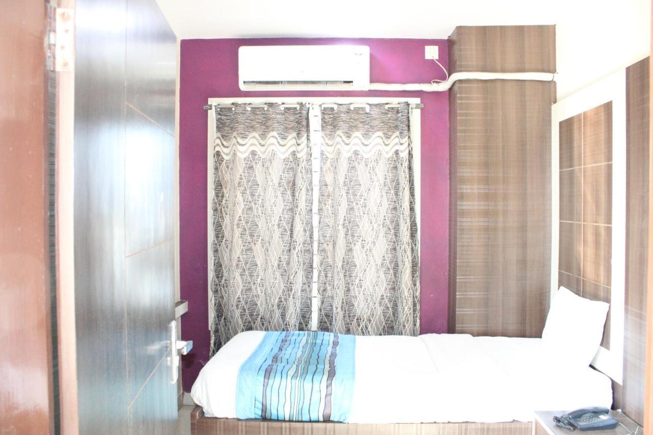 Hotel Square Park Dibrugarh Eksteriør bilde