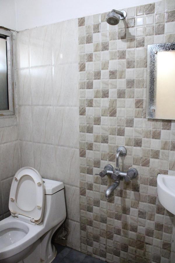 Hotel Square Park Dibrugarh Eksteriør bilde