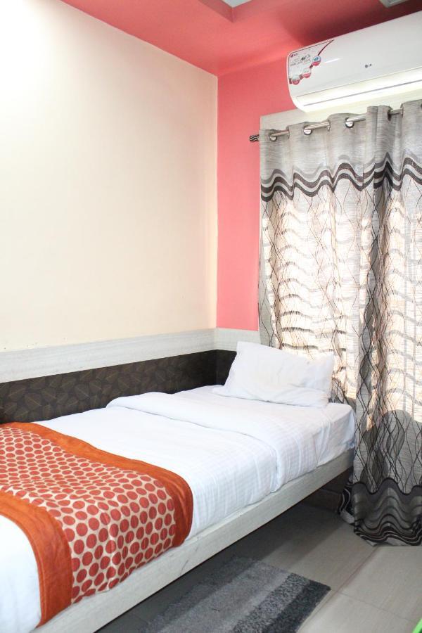 Hotel Square Park Dibrugarh Eksteriør bilde